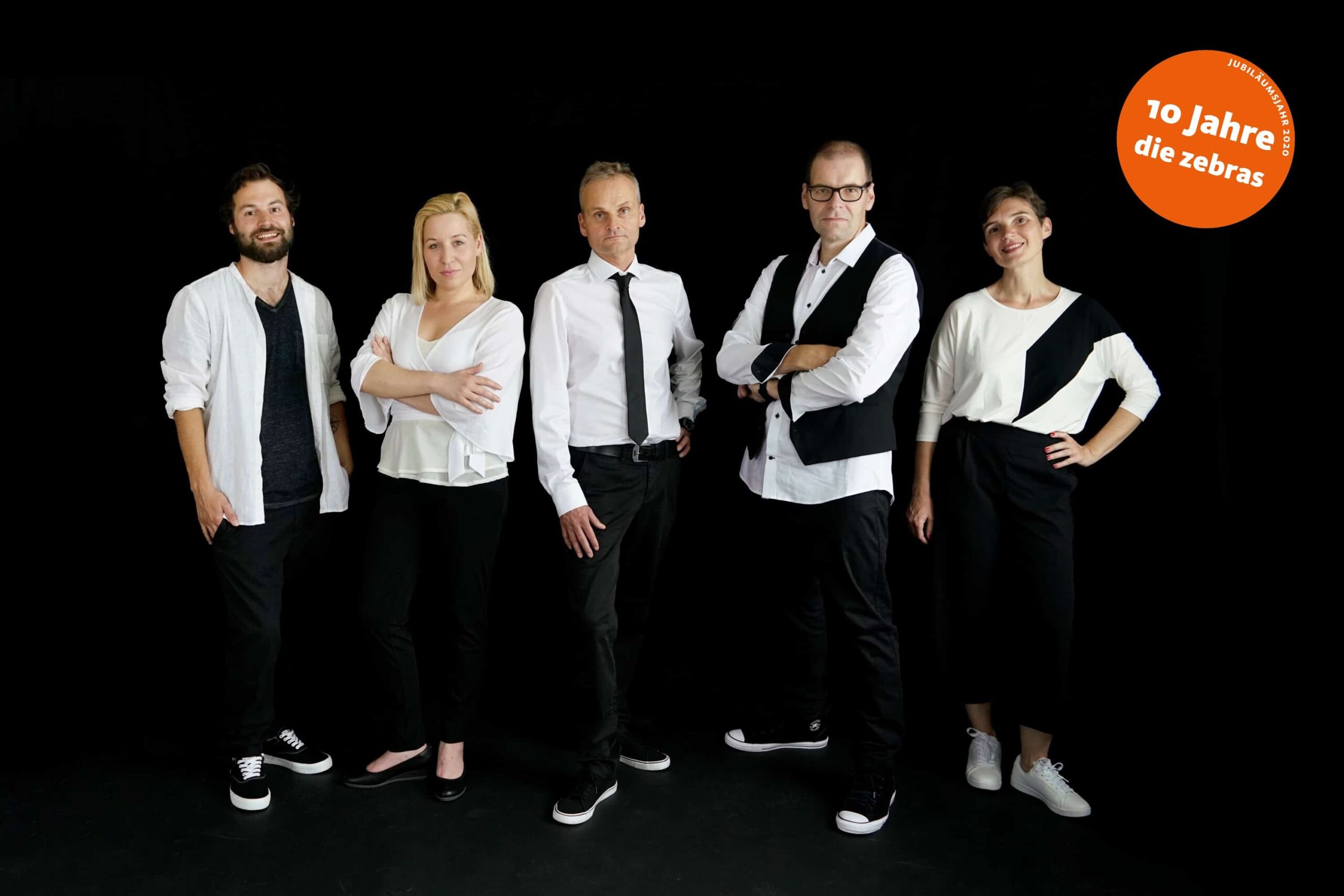 die-zebras_Impro-Kabarett_mit-Plakettec_Reinhard-Winkler
